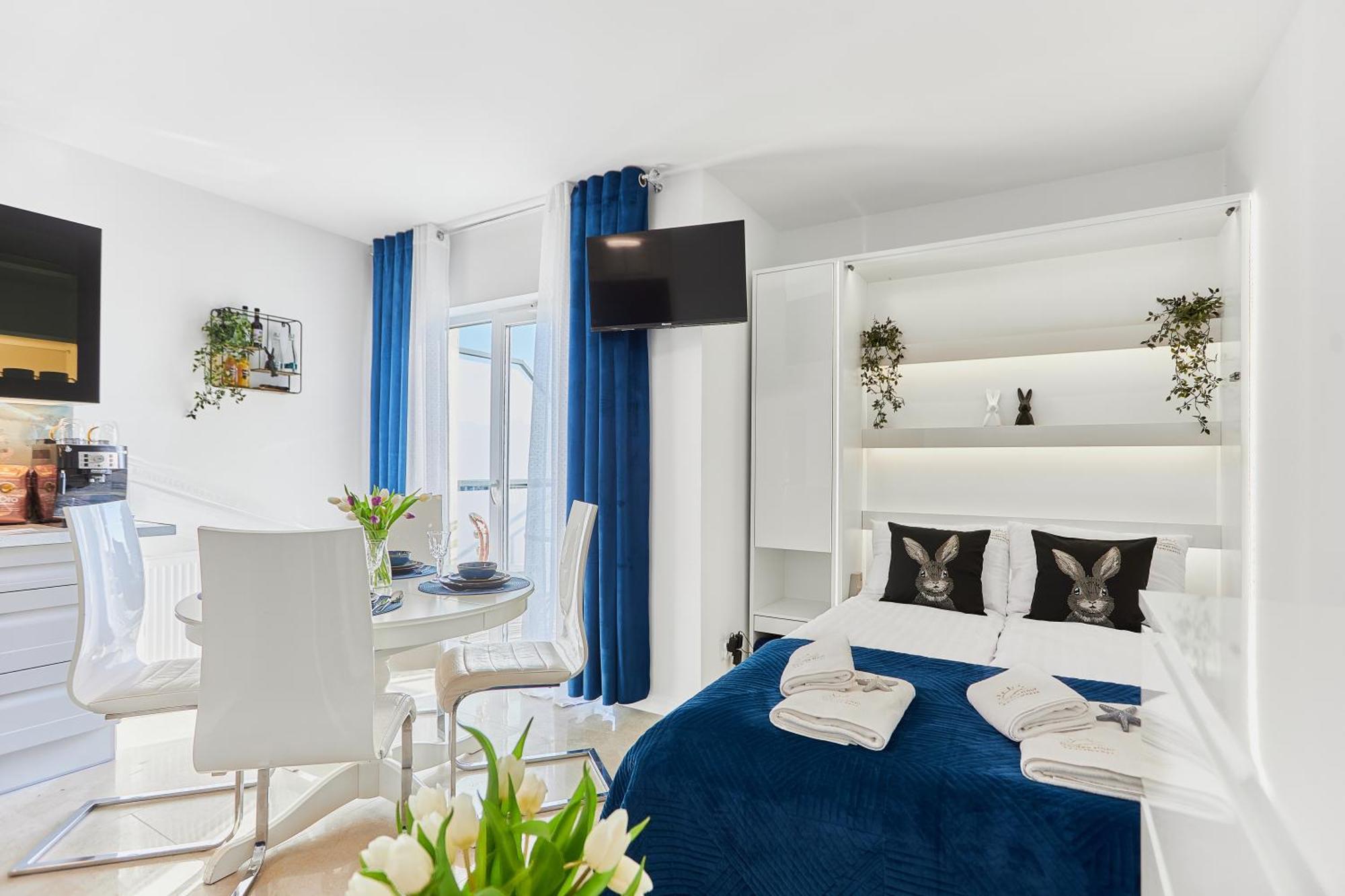 Golden Hour Apartments- Plac Slowianski 43 シフィノウイシチェ エクステリア 写真
